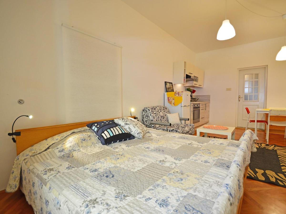 Apartment Cmiljina-1 Senj  Eksteriør bilde
